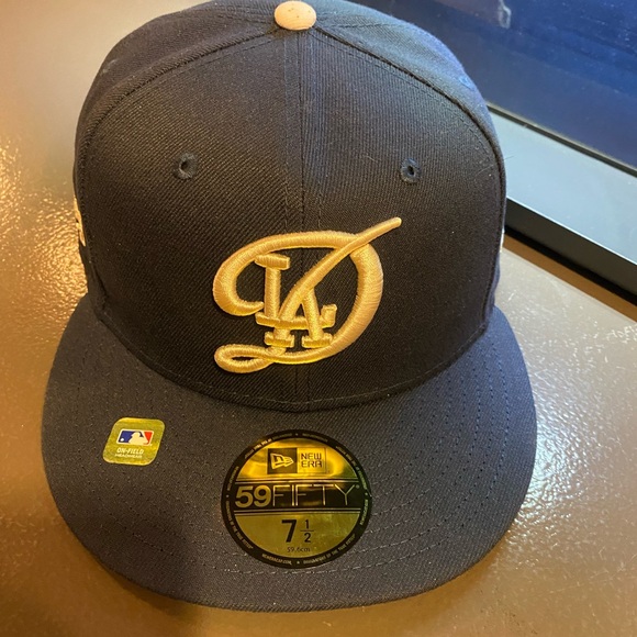 Dodgers New Era City Connect On Field Hats - Picture 4 of 5